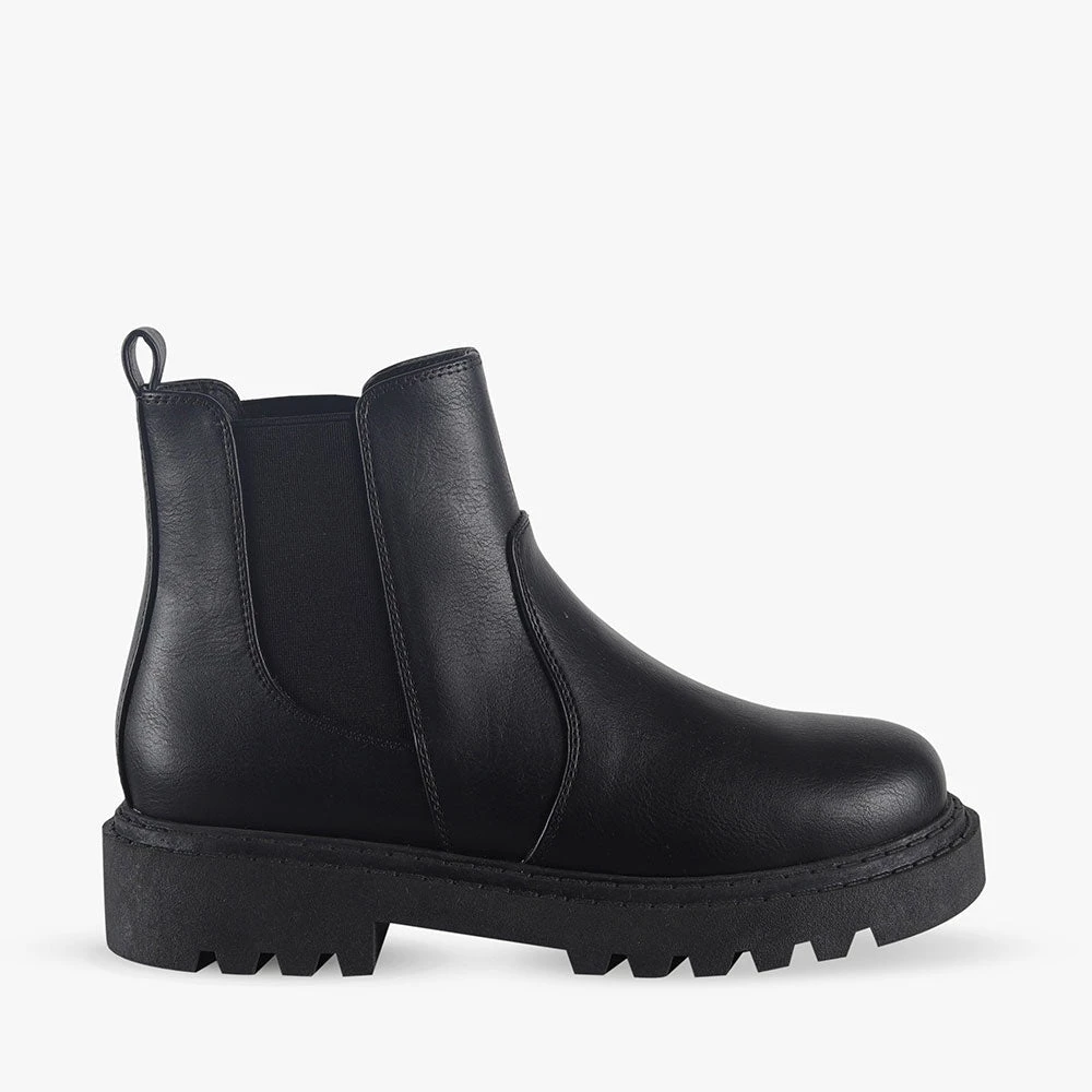 Pied A Terre NEW ARRIVALS Ravegal 5 Pied A Terre NEW ARRIVALS Ravegal