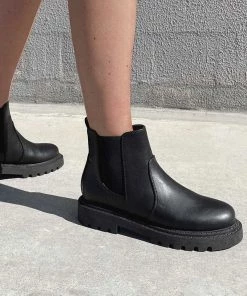 Pied A Terre NEW ARRIVALS Ravegal 16 Pied A Terre NEW ARRIVALS Ravegal