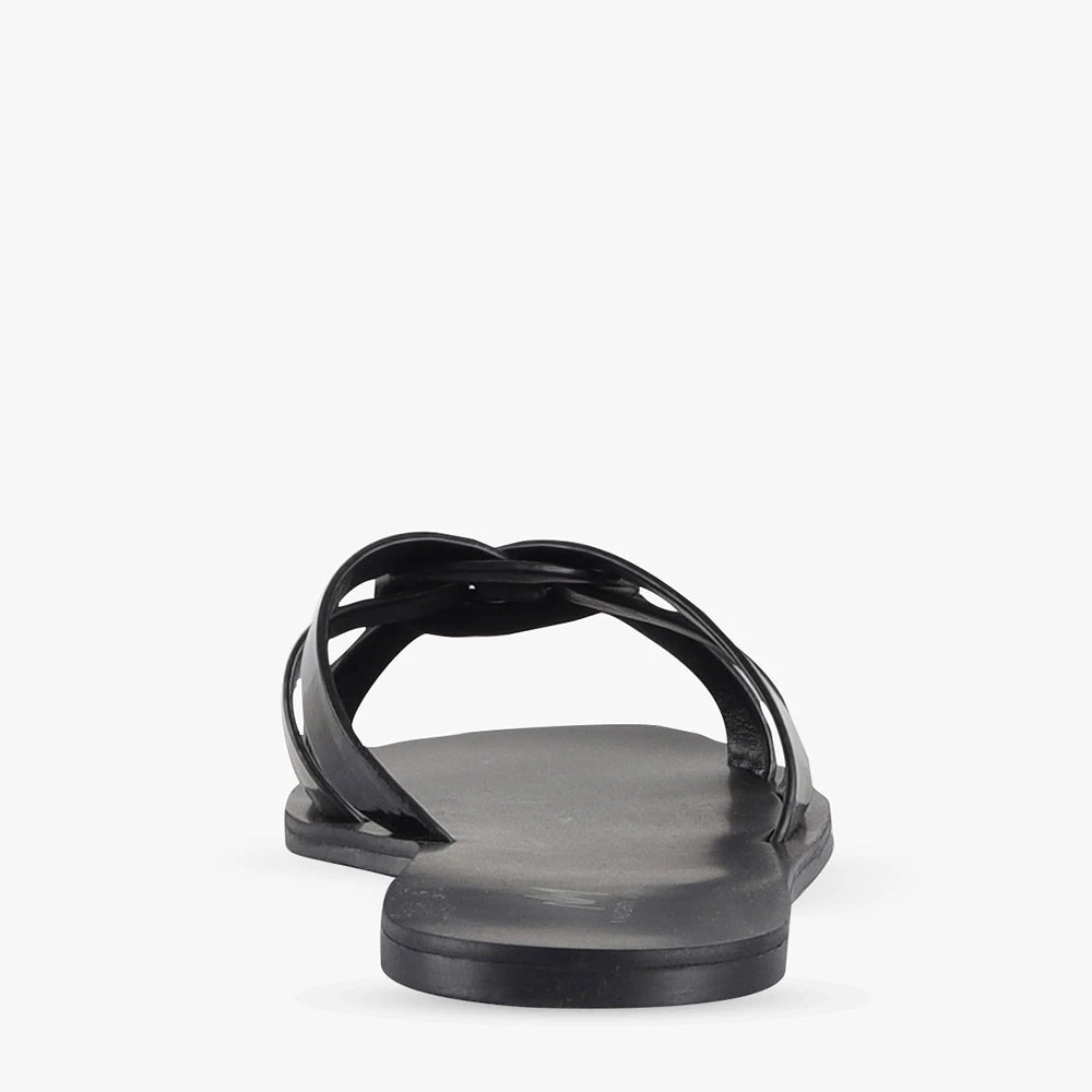 Naughty Monkey Taavi 5 Naughty Monkey Taavi