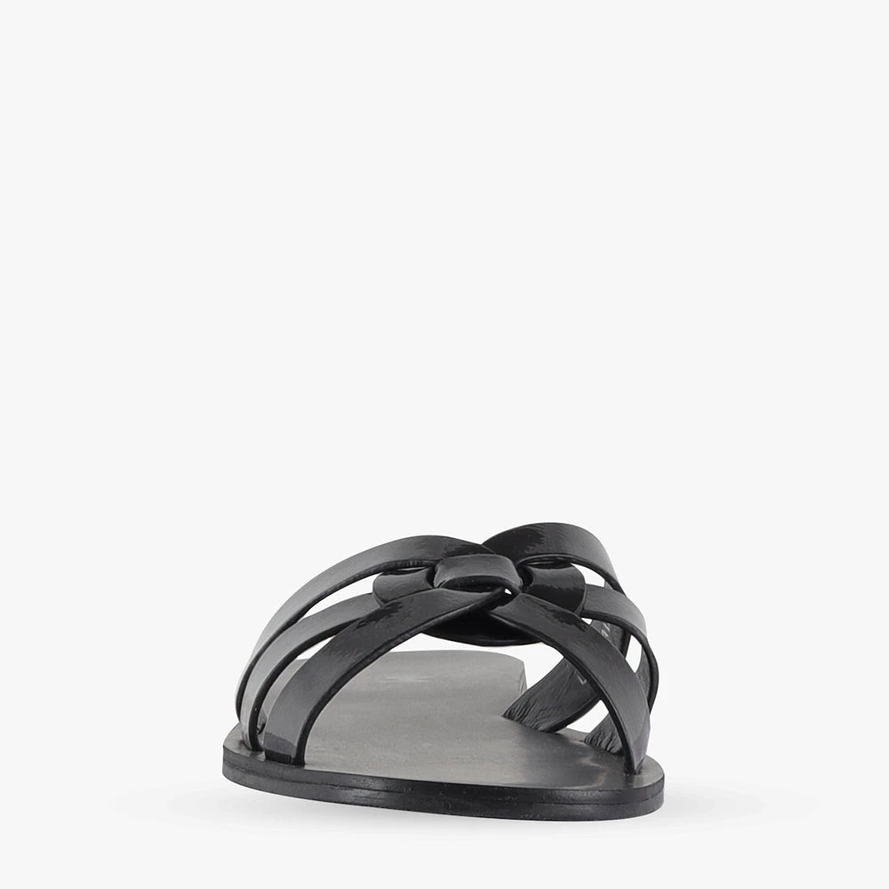 Naughty Monkey Taavi 7 Naughty Monkey Taavi