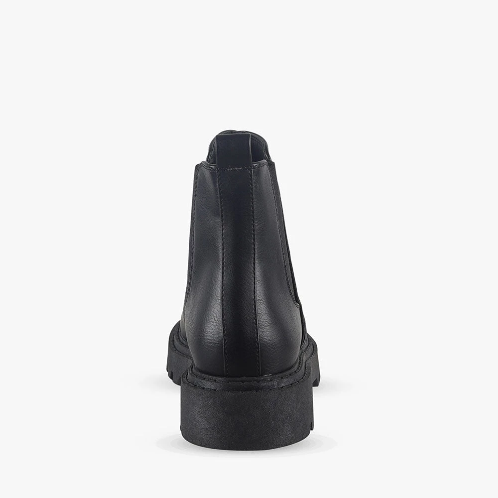 Pied A Terre NEW ARRIVALS Ravegal 6 Pied A Terre NEW ARRIVALS Ravegal