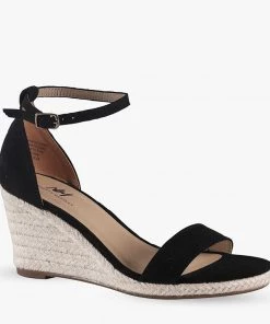 Naughty Monkey Amara