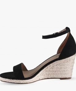 Naughty Monkey Amara