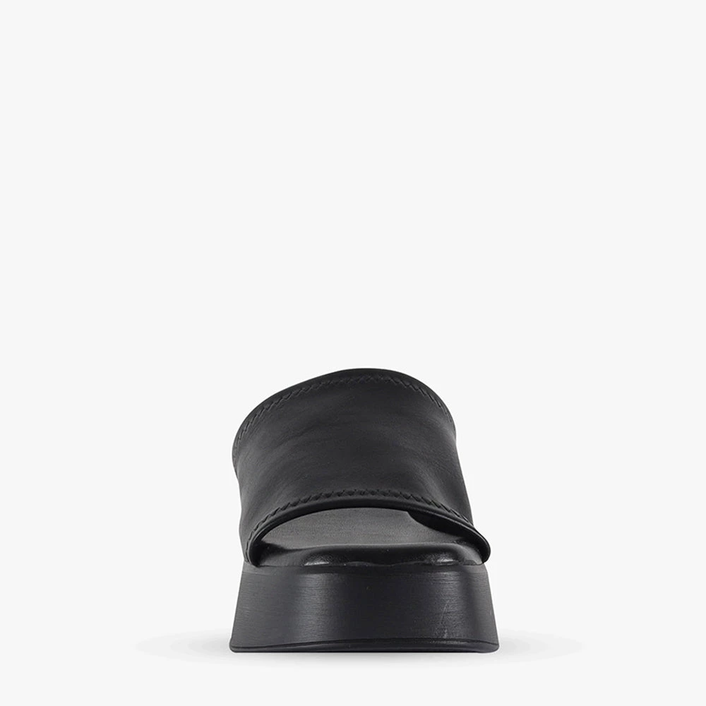 London Rebel Anthena 7 London Rebel Anthena