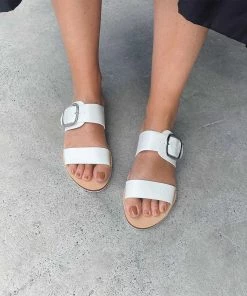 Naughty Monkey Comfort Mendez