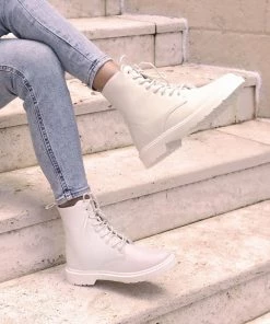 London Rebel Rookie 16 London Rebel Rookie