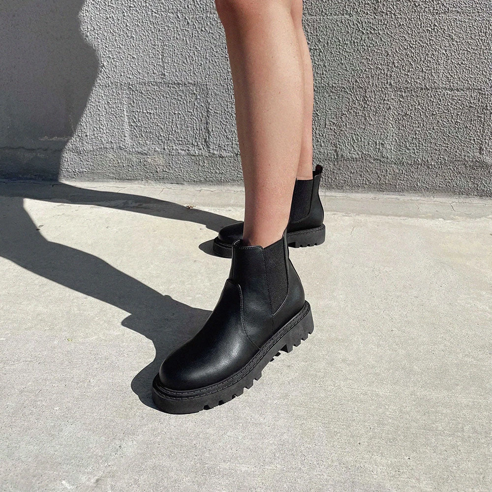 Pied A Terre NEW ARRIVALS Ravegal 4 Pied A Terre NEW ARRIVALS Ravegal