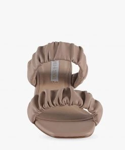 Pied A Terre TRENDING STYLES Geri 13 Pied A Terre TRENDING STYLES Geri